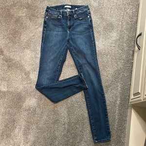 Good American “Good Legs” Skinny Jeans